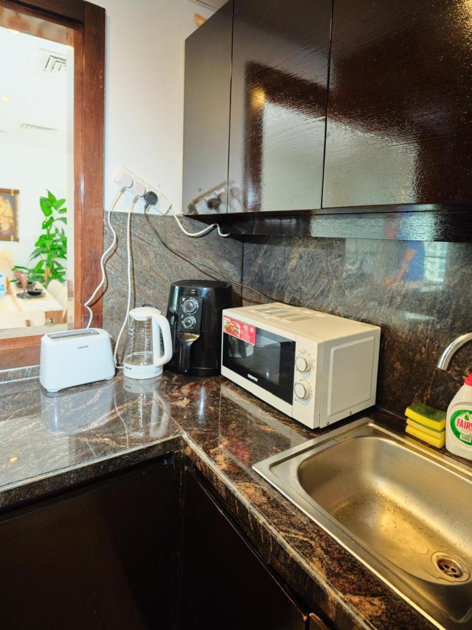 Appartamento Wonderful 1Bd With Full Marina View Dubai Esterno foto